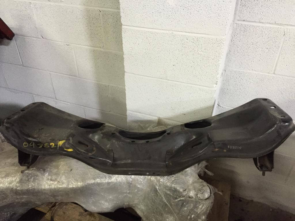 Used OEM 04 - 07 Subaru Impreza RS Base Outback Rear Subframe Suspension Crossmember Cradle