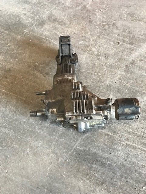 Used OEM 2003-2006 Toyota Matrix Pontiac Vibe All Wheel Drive Transfer Case Assembly AWD