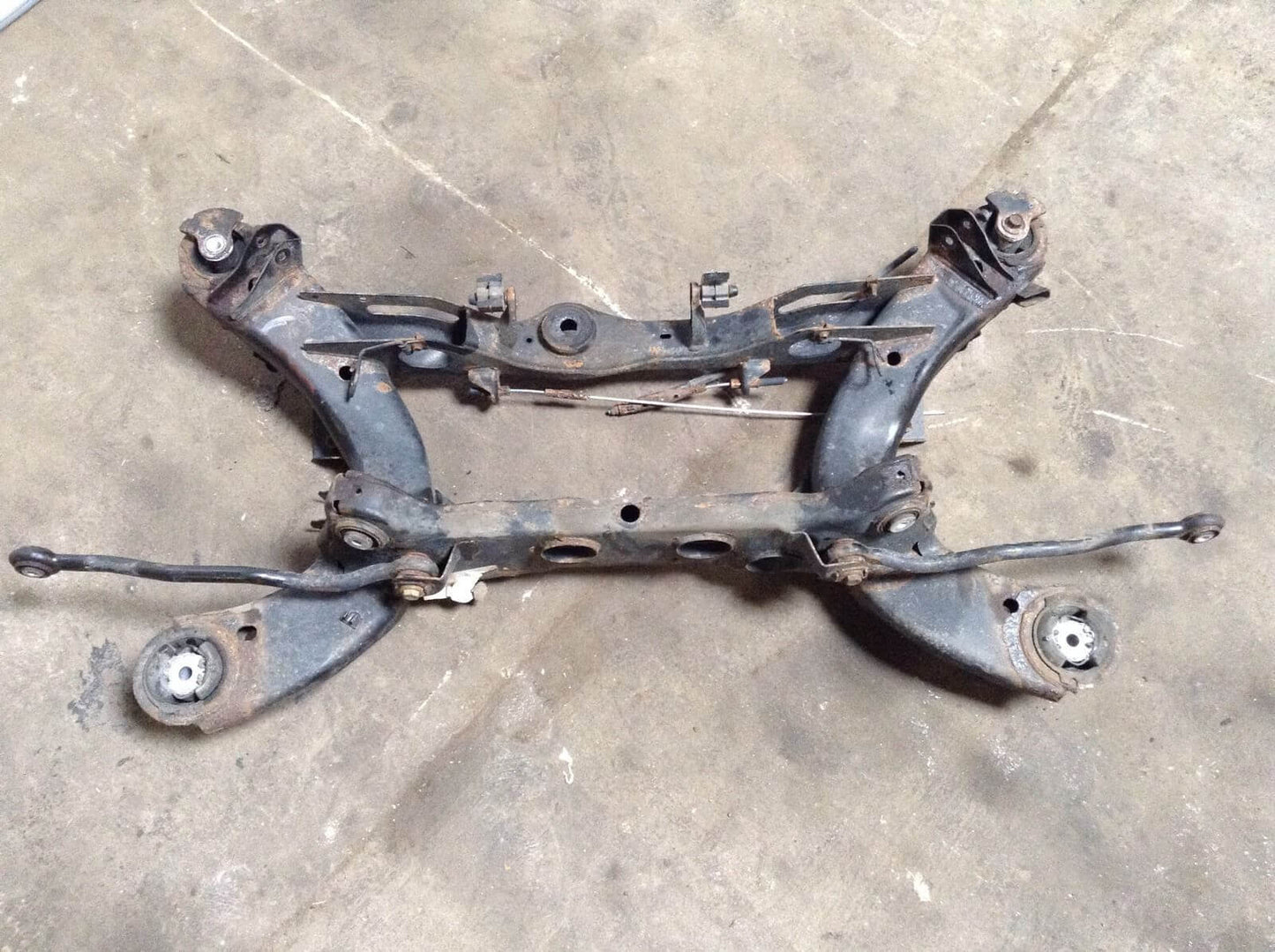 Used OEM 2006-2008 Dodge Magnum Rear Subframe Suspension Sub Frame Crossmember AWD 4WD