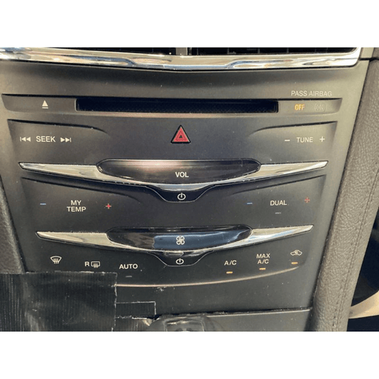 2014 Lincoln – 2019 Lincoln Mkt Radio Dual Climate Control Panel - Used OEM