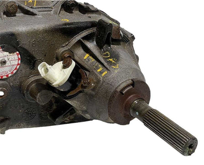 Used OEM 1997-2002 Jeep Wrangler Cherokee Transfer Case 2.5L MT 4 Cylinder 231 OEM