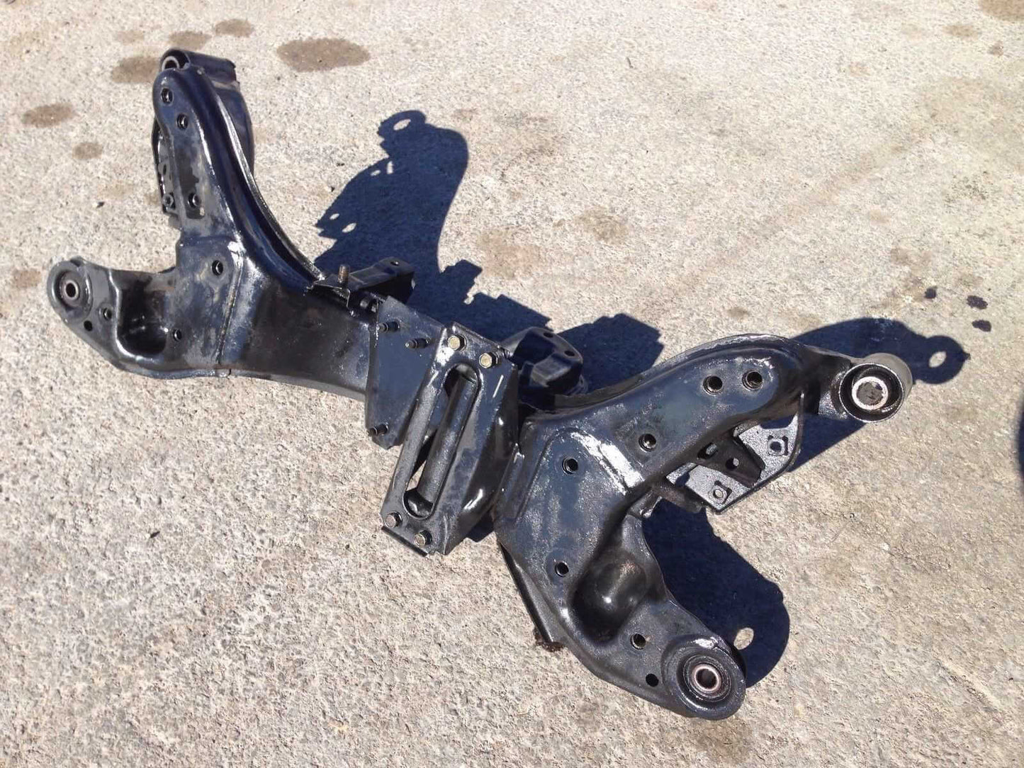 Used OEM 1998-2001 Nissan Altima Front Subframe Suspension K-Frame Crossmember