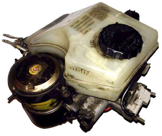 Used OEM 1998-2005 Lexus GS300 GS400 GS430 ABS Master Cylinder Brake Booster Assembly OEM