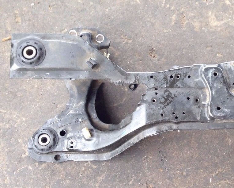 Used OEM 1999-2003 Acura TL Front Sub Frame 3.2L Cross Member Cradle Back Beam