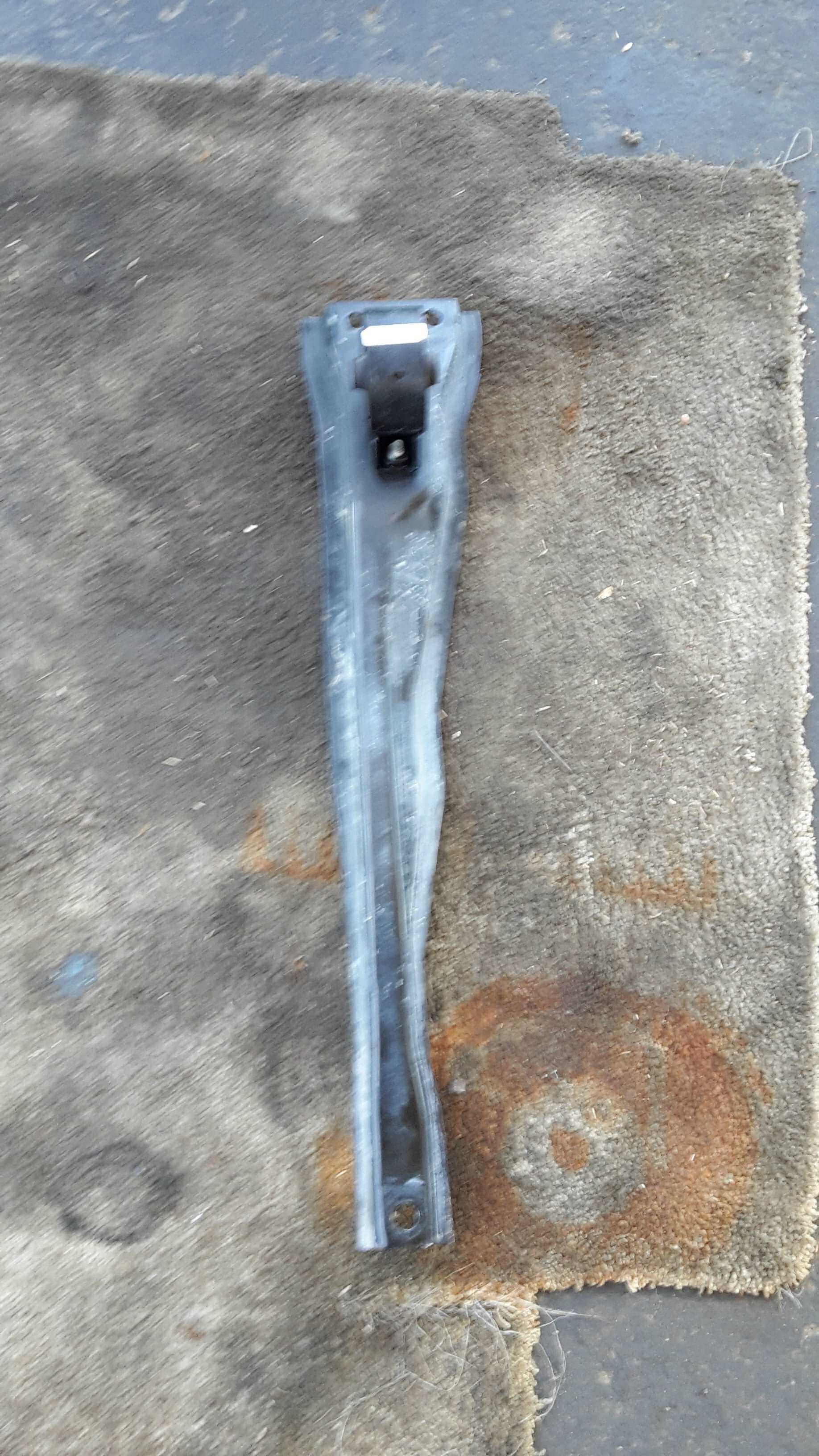 Used OEM 2001-2004 Ford Escape Mazda Tribute Front Transverse Crossmember Brace Subframe