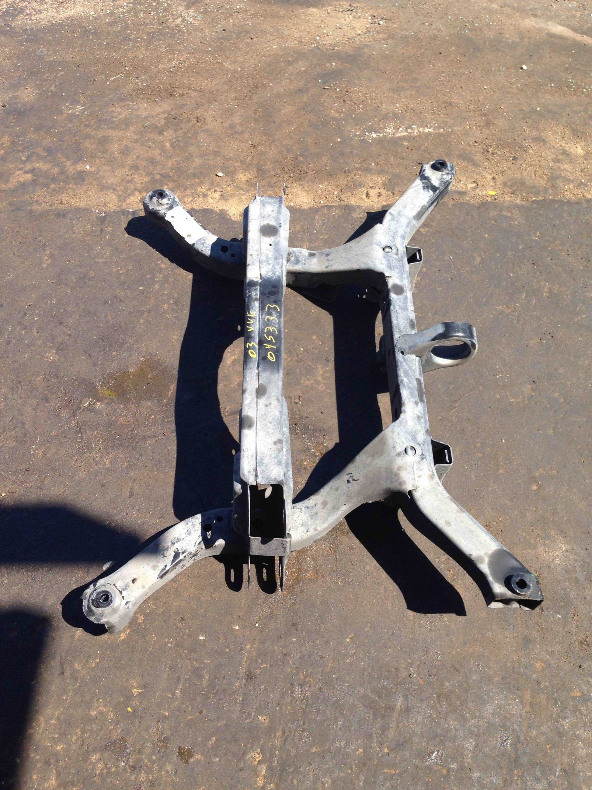 Used OEM 2002-2003 Saturn Vue Rear Subframe Suspension Engine Cradle Sub Frame 2.2L 3.0L