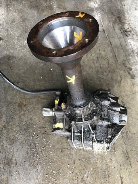 Used OEM 2002-2004 Dodge Caravan Chrysler Town and Country Transfer Case 02 03 04 AWD OEM