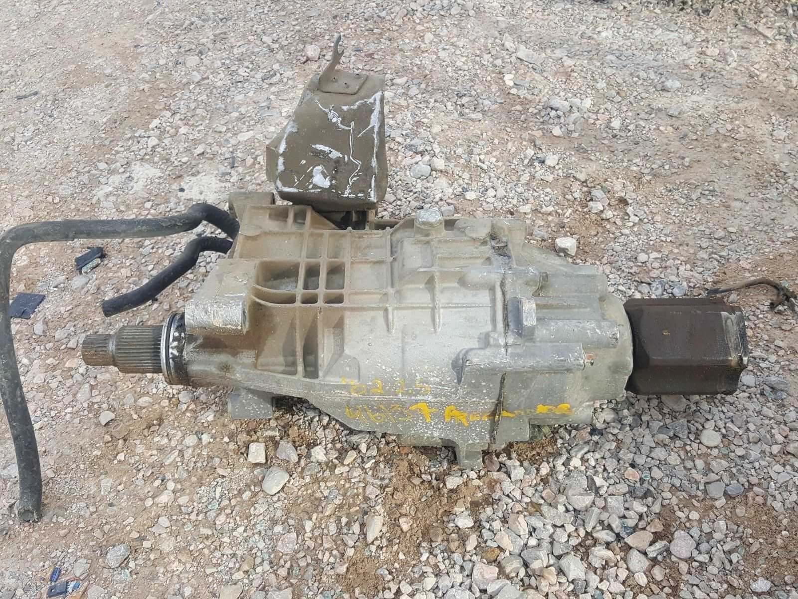 Used OEM 2002-2005 LandRover Freelander Transfer Case 2.5L 4x4 AWD Land Rover 02 03 04 05