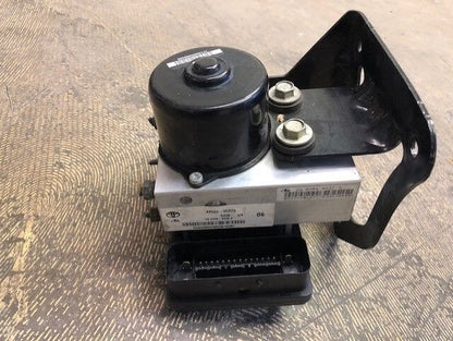 Used OEM 2003-2004 Toyota Sequoia Anti-Lock Brake Pump ABS Actuator 44050-0C072