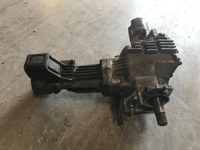 Used OEM 2003-2006 Toyota Matrix Pontiac Vibe All Wheel Drive Transfer Case Assembly AWD