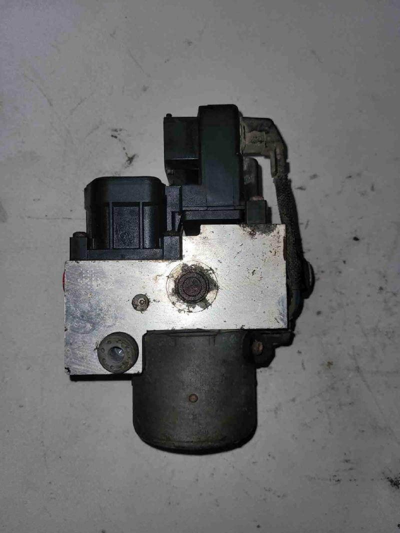 Used OEM 2004 - 2005 Ford F150 ABS Anti-Lock Brake Pump Assembly, 4x4, thru 11/28/04