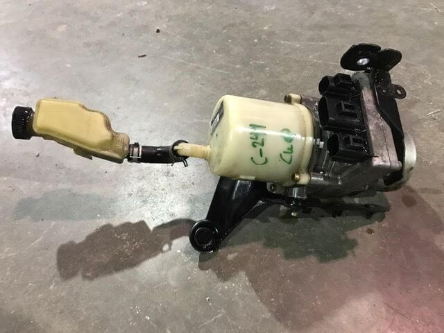 Used OEM 2004-2005 Mazda 3 Electric Power Steering Pump Column Motor 2.0L 2.3L OEM