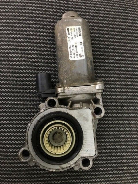 Used OEM 2004-2010 BMW X3 X5 Transfer Case Electric Shift Actuator Motor OEM