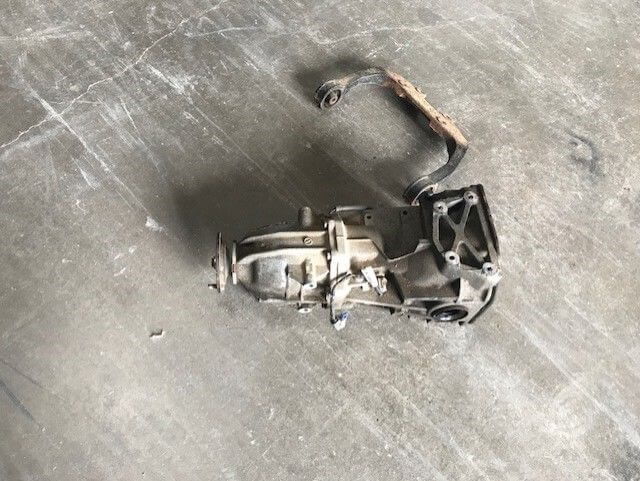 Used OEM 2007-2012 Mazda CX-7 CX-9 Rear Axle Carrier Differential Assembly AWD 4WD