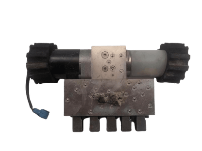 Used OEM 2007-2013 BMW E93 335i M3 Convertible Top Lift Motor Pump Hydraulic 7128780