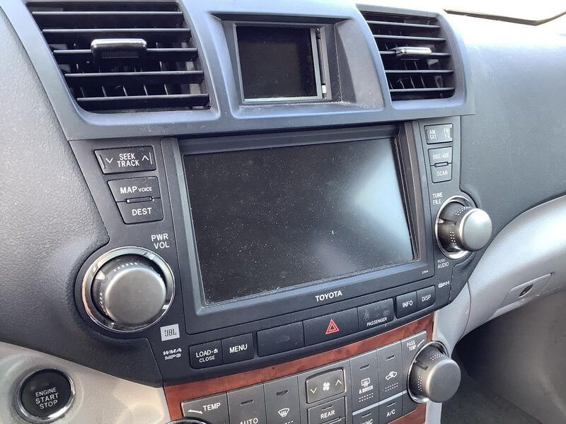Used OEM 2008-2010 Toyota Highlander OEM GPS Navigation System 5th Gen E7017 Grade C JBL