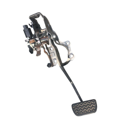Used OEM 2012-2016 TOYOTA PRIUS C NHP10 5-Door Hatch Brake Pedal with Sensor 89510-33030