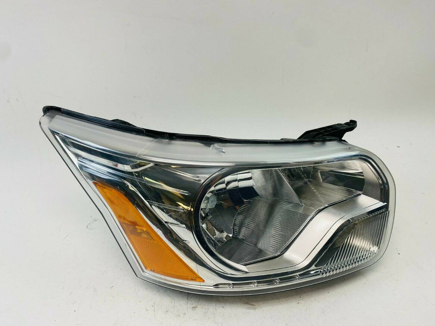Used OEM 2014 2015 2016 2017 2018 FORD TRANSIT HEADLIGHT RIGHT RH PASSENGER HALOGEN OEM
