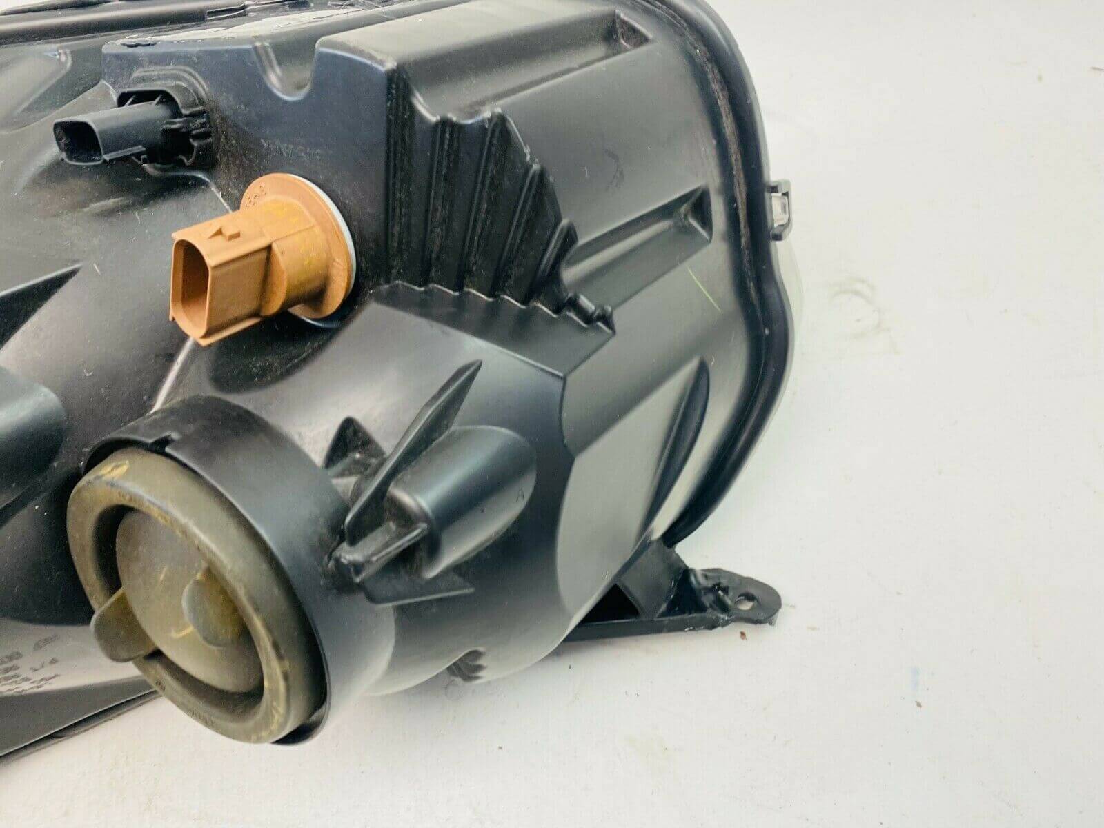 Used OEM 2014 2015 2016 2017 2018 FORD TRANSIT HEADLIGHT RIGHT RH PASSENGER HALOGEN OEM
