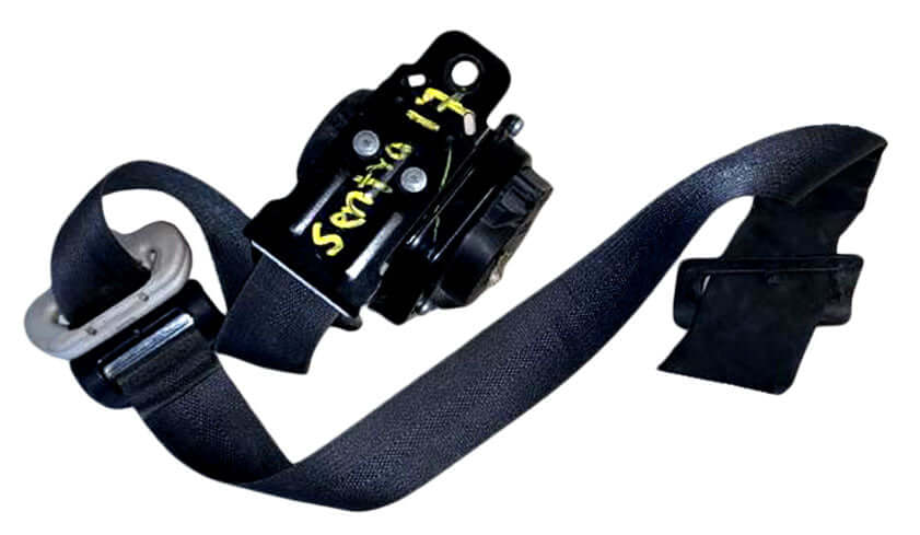 Used OEM 2015-2017 Nissan Sentra Front Driver Passenger Seat Belt Retractor BLACK FROM 11/01/15 Set Pair
