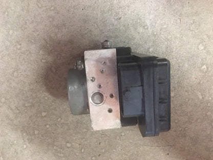 Used OEM 2015 Toyota Corolla Anti lock Brake Pump ABS Assembly Actuator