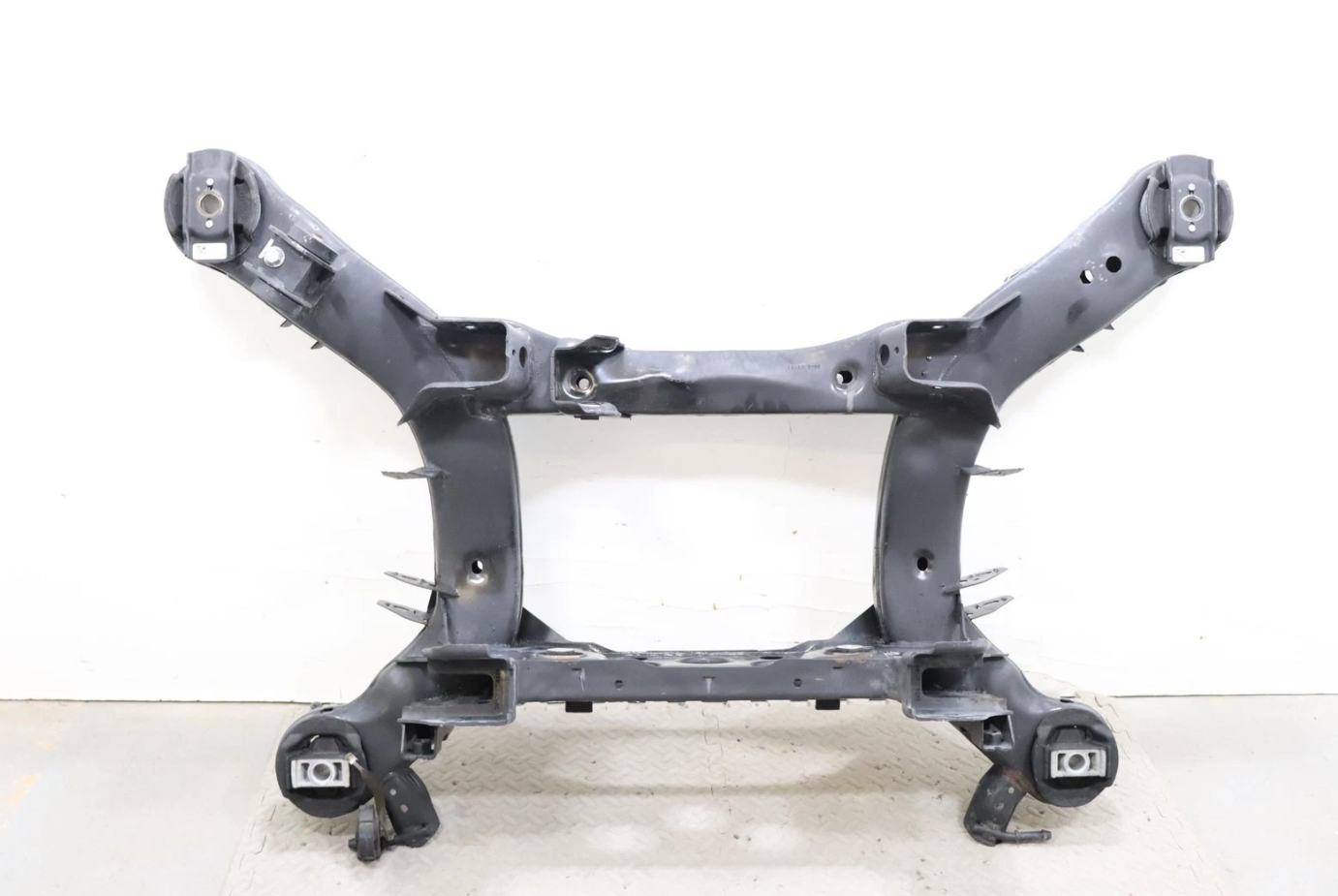 Used OEM 2016-2023 Dodge Durango / Jeep Grand Cherokee Rear Crossmember Subframe K-frame